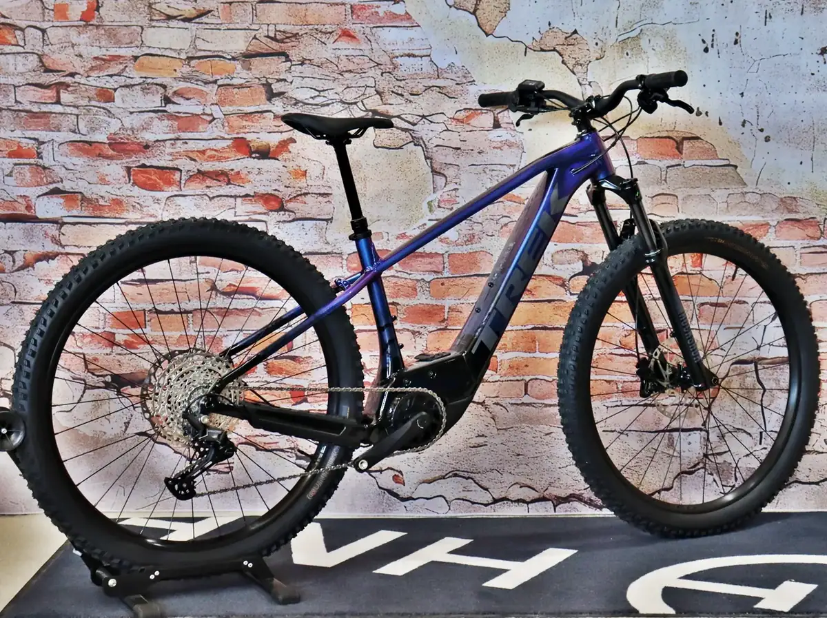 Trek Marlin+ 8 Purple Flip/Black Fade – Ansicht 3