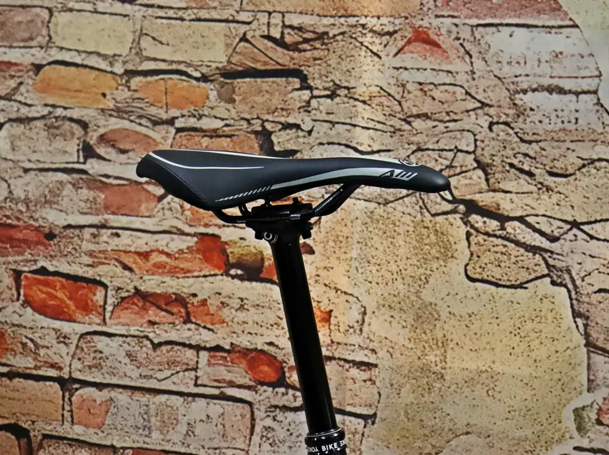 NOX Hybrid Enduro 7.1 Pro Sachs RS – Detailansicht 2