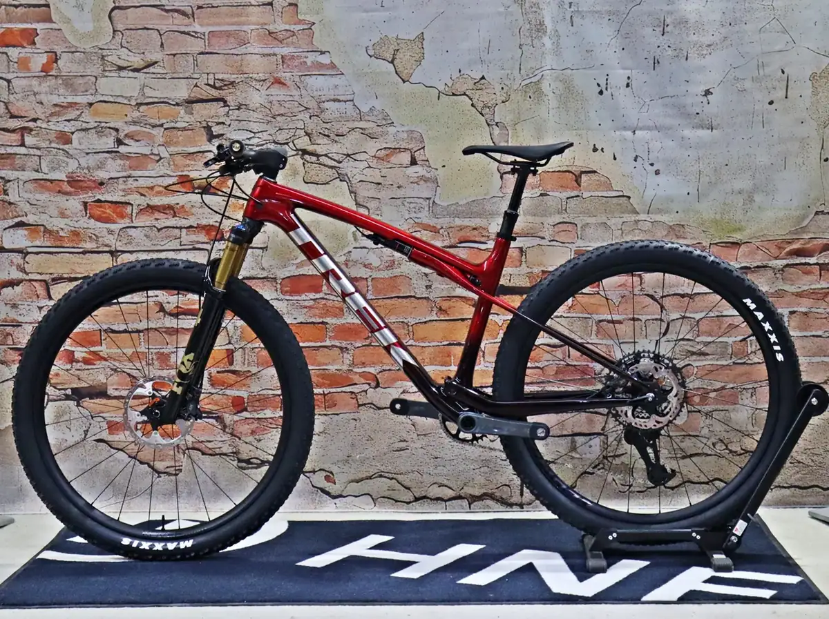 Trek Supercaliber SLR 9.8 XT Di2 Gen 2 – Detailansicht 1