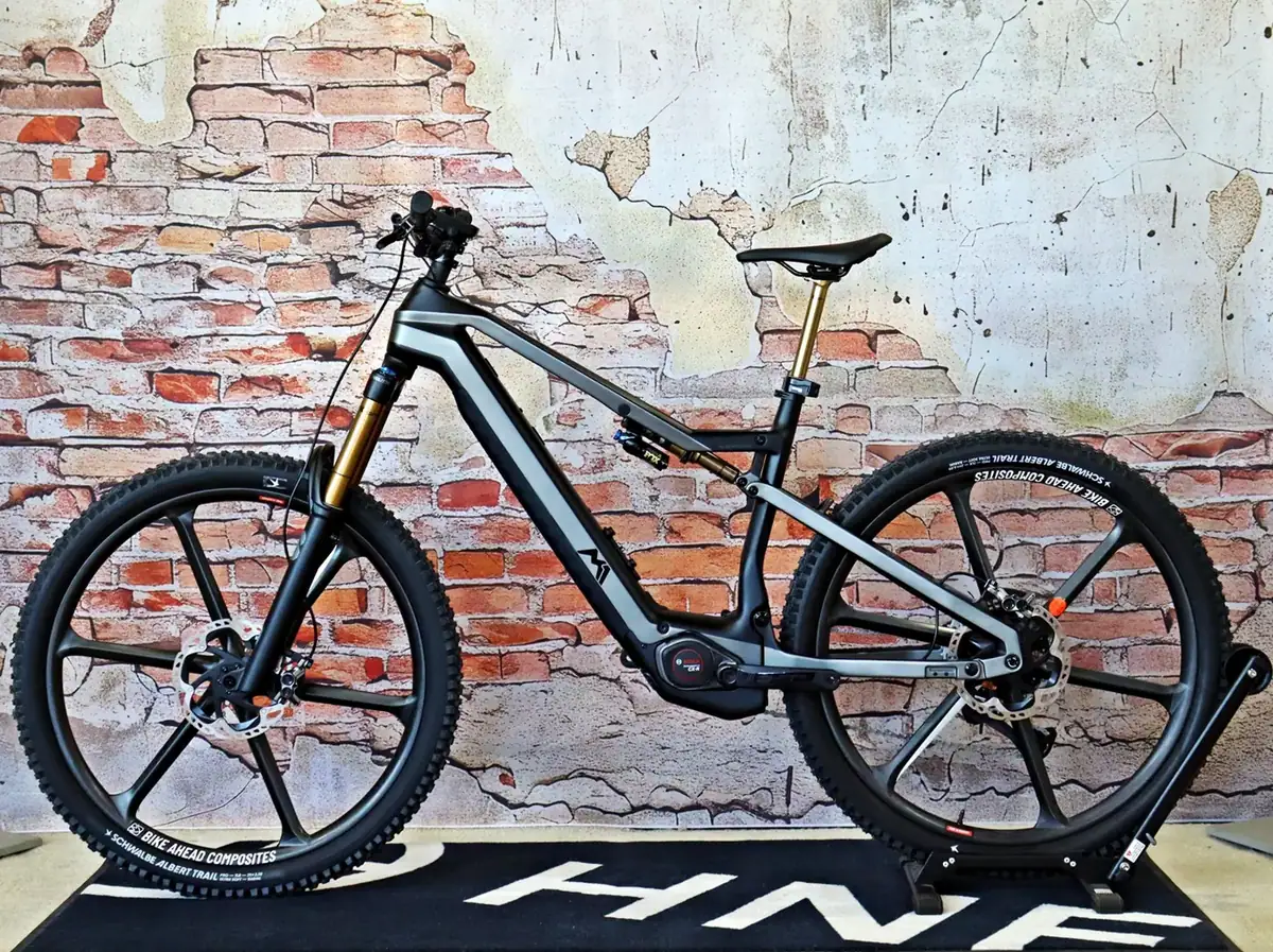 M1 Sporttechnik WorldCup 800 CX-R. P 10.0 – Detailansicht 1