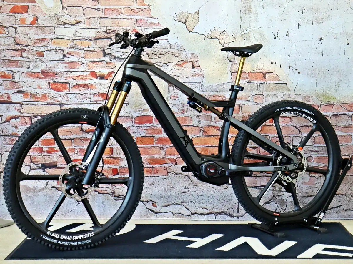 M1 Sporttechnik WorldCup 800 CX-R. P 10.0 – Detailansicht 2