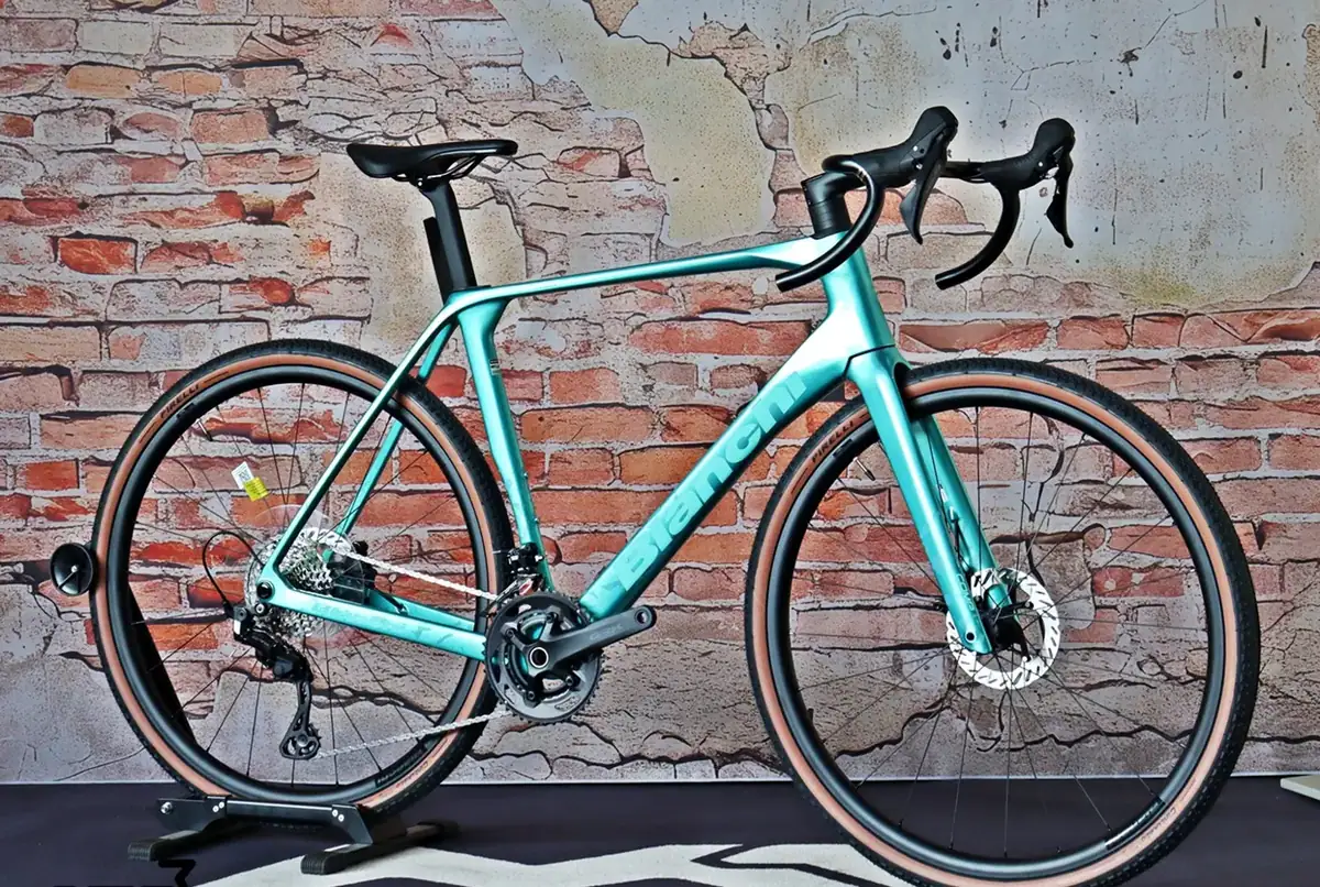 Bianchi Impulso COMP GRX 610/820 2×12 – Ansicht 2