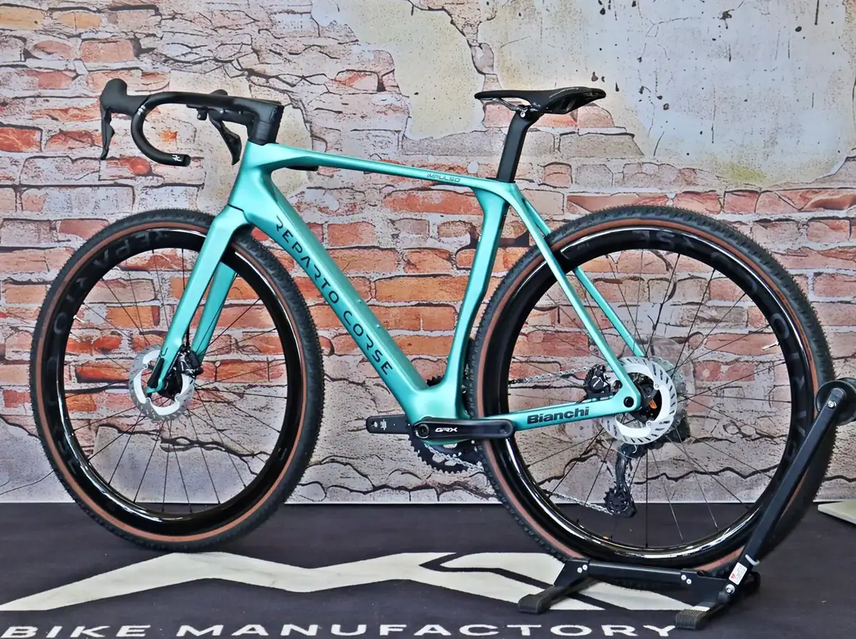 Bianchi Impulso RC GRX 825 Di2 2x12sp Celeste Metallic / Graphite – Detailansicht 2