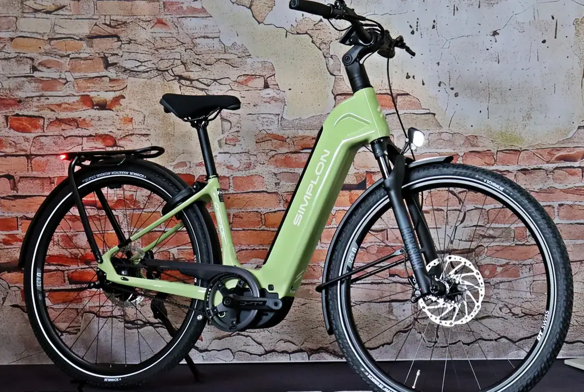 Simplon Chenoa :e Low Premium+ Rohloff E14 2.0 Ruby Red (Glossy) / Silver Grey (Glossy) – Ansicht 2